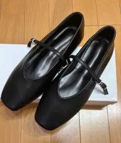 GRL ストラップ付きバレーシューズ gd1571のサムネイル