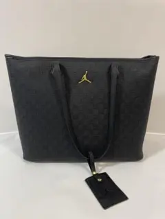 Jordan 23 ボストンバッグ 旅行用バッグ ゴールド 未使用 - メルカリ