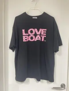 き*ん様 LOVE BOAT ロゴ Tシャツ ブラック ピンクのサムネイル