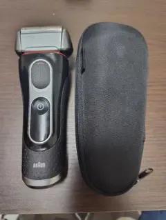 BRAUN Series 5 3枚刃 5030s 本体 ケース付きのサムネイル