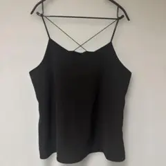 GU ブラック キャミソール