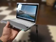 美品　Panasonic CF-RZ４-8GB-128GBのサムネイル