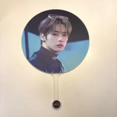 Stray Kids Leeknow うちわ