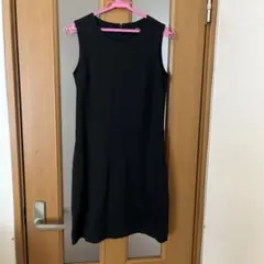 UNIQLO ブラック ノースリーブ ワンピース S