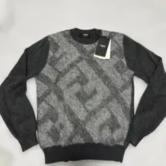 FENDI セーター　ニット　フェンディのサムネイル