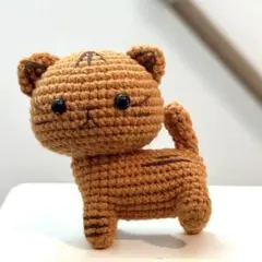 ネコ　猫　あみぐるみ ハンドメイド 置物 編み物　インテリア