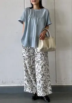 新品☆ピンタックレースブラウス