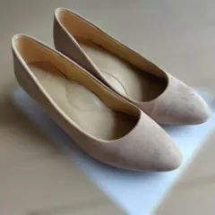 ベージュ スエード ポインテッドトゥ パンプス
