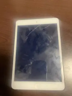 iPad mini 第2世代　16GB シルバー　Wi-Fi モデル