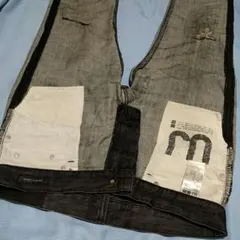 ✨ユニクロ、ソフトダメージ、味出し加工、膝裏に蜂の巣に近いアタリ入り