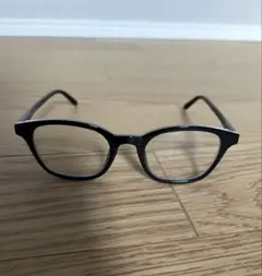 【Zoff】くもりどめ＆UVカット付き伊達メガネ　黒ぶちメガネ　ウェリントンのサムネイル