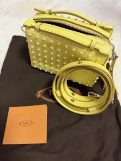 美品◯トッズ ショルダーバッグ 2way バイカラー ゴールド金具 レター