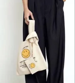 Item thumbnail for item c4140a3f-9ba9-4685-9fcd-44abbf6f3eca