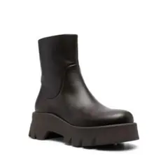 38 Gianvito Rossi Boots