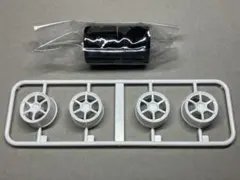 アオシマ 1/24 YOKOHAMA ADVAN Racing RG-4のサムネイル