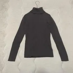 【ユニクロ】ウール100% タートルネック リブニット セーター グレー M