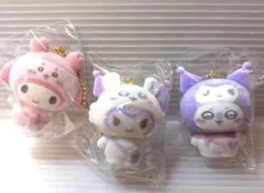 ちいかわ　シークレットフロッキー　マスコットチャーム　モモンガ2個、古本屋1個