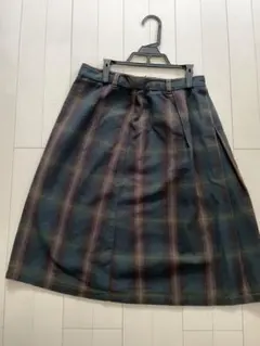 お値下げしました！！〈ローラアシュレイ〉チェックスカート