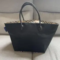 Burberry ハンドバッグ 黒/ベージュ