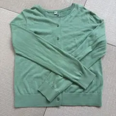 ユニクロ　UVカットクルーネックカーディガン　グリーン