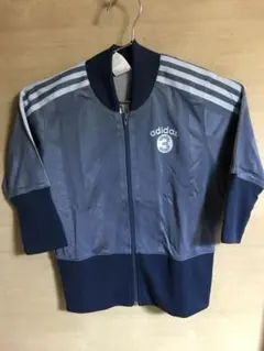 adidas タグ付き新品 ウェア ネイビー M 背面ビッグロゴ