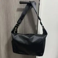russet ラシット　ブラッククラウズナイロンショルダー　スリングバッグ