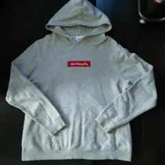 MARKGONZALES boxロゴプルパーカー