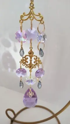 Item thumbnail for item 390a7085-3fa6-4a5f-a6dc-7c9ca3281314