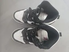 Nike ハイカットスニーカー ホワイト/ブラック