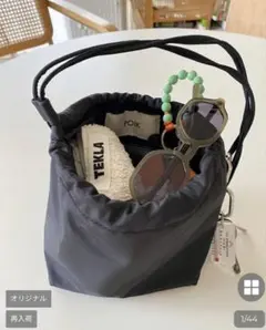 ドローストリングバッグ