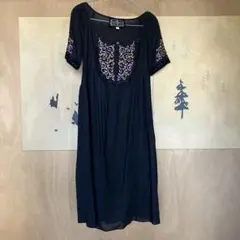 JAMES COVIELLO ブラック ワンピース 刺繍 ビーズのサムネイル