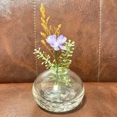 ■ガラス製　一輪挿し・花器・インテリア・フラワーベース・花瓶・ビンテージ・レトロ