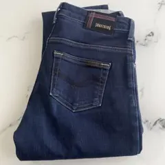 Item thumbnail for item aac2dc6a-f2d9-472a-8720-3b76313c6e38