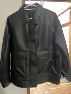 GU ブラックレザージャケット