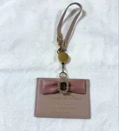 Maison de FLEUR リボンビジューパスケース ピンク