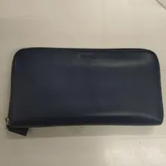 本日21時まで値下げ中。PRADA　長財布　サフィアーノ　ロゴ型押し　ネイビー