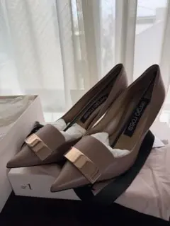 新品】Sergio Rossi セルジオロッシ パンプス24.5㌢ 定価17万 - メルカリ