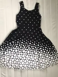 girl’s 120〜130cm モノトーン ドット柄 ワンピース