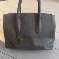 FURLA グレー ハンドバッグ