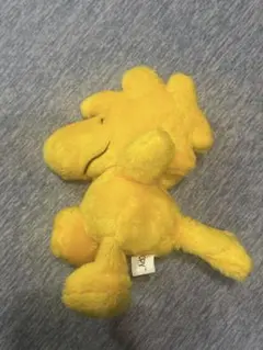 黄色の動物キャラクターぬいぐるみ