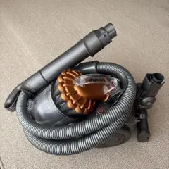 ダイソンDC 22掃除機のサムネイル