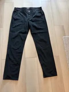 A.P.C. コーデュロイパンツ　ブラックのサムネイル