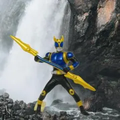 仮面ライダークウガ　ライジングドラゴン　HG仮面ライダー