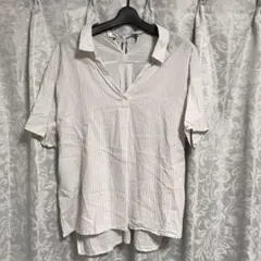 美品！アース＊ストライプバックリボンサイドスリットシャツ＊ブラウス＊フリーサイズ