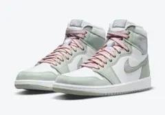 Nike WMNS AIR JORDAN 1 RETRO HIGH OG