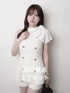 即日発送 リップサービス LIP SERVICE ダブルボタンノースリトップス