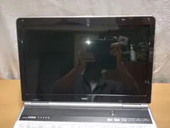 NEC LaVie ノートPC ホワイト Blu-rayドライブ付き