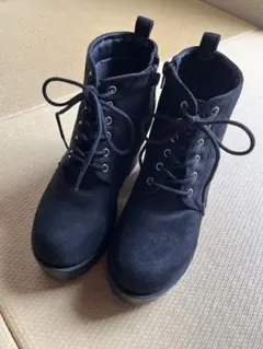 【超美品】ラブトキシック　黒 厚底ブーツ　サイズ　Sのサムネイル