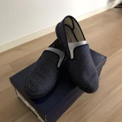 スリッポンのサムネイル