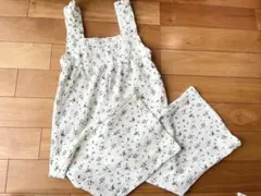 サロペット